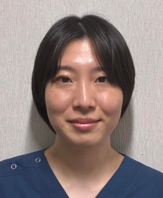 尾崎 友香 写真